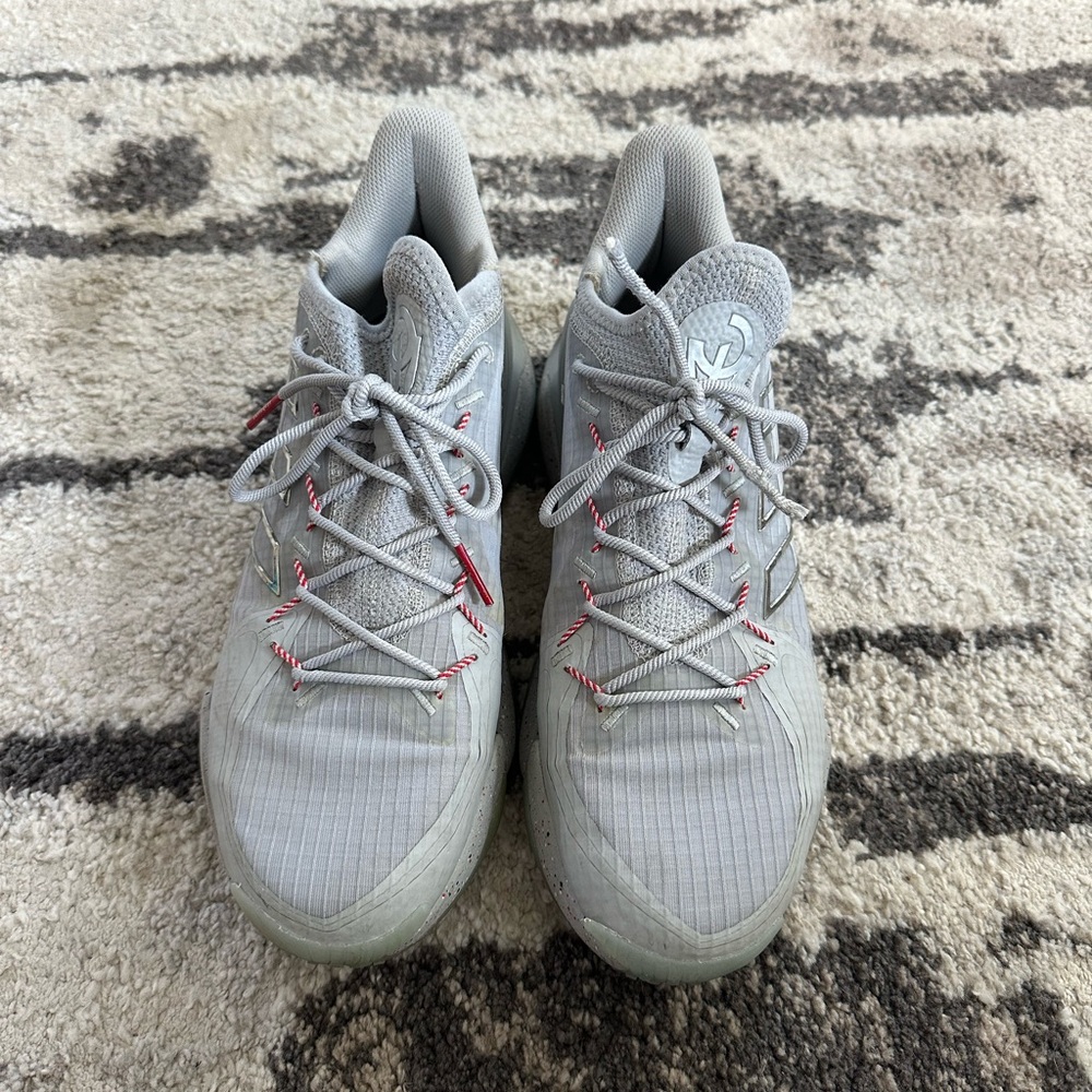 Adidas Mahomes 1
